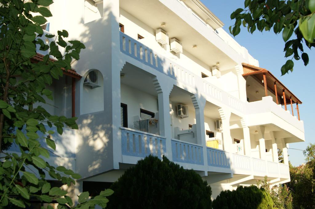 Lofos Hotel Plakiász Kültér fotó